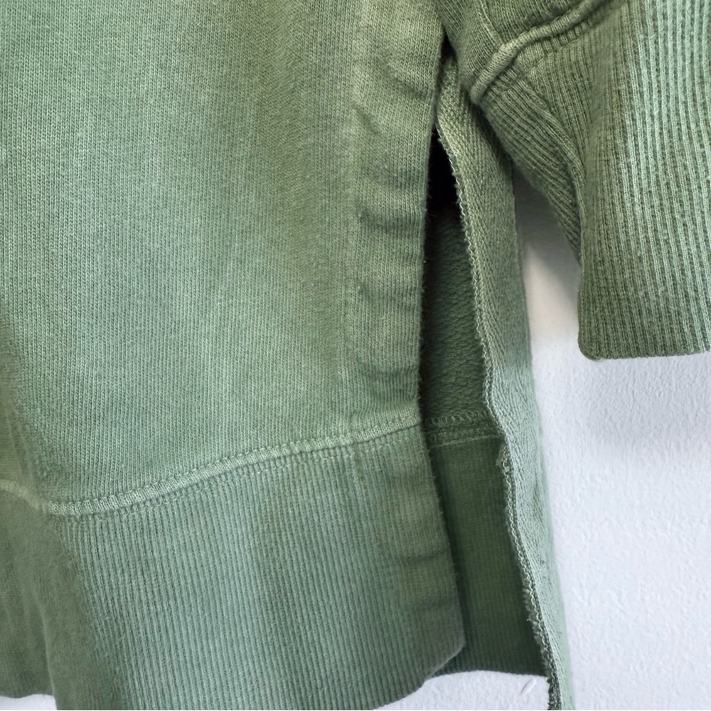Old Navy Women's Oversized Tie-Dye Tunic Sweatshirt - Green & Lime Ombre - Picture 4 of 6